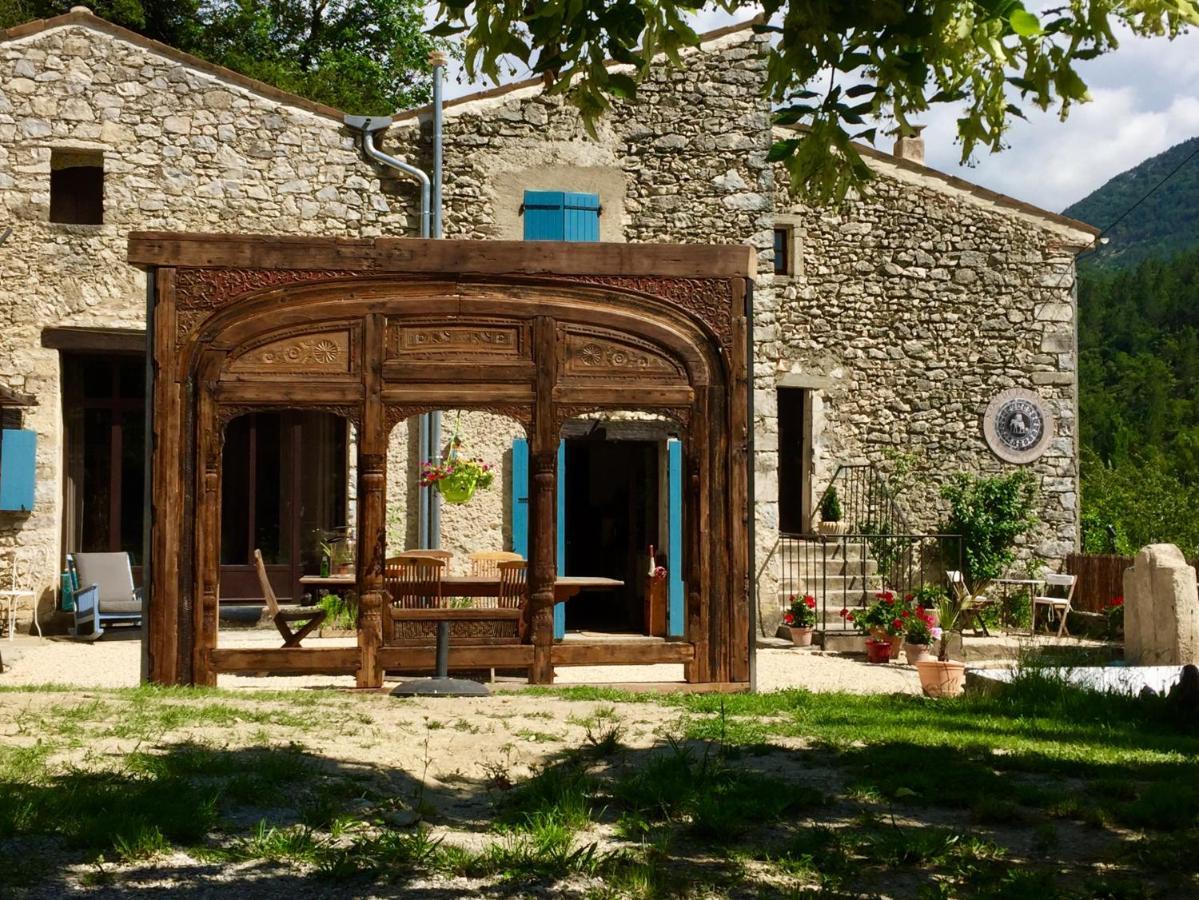 Bed and Breakfast Mas De La Pauze Reilhanette Экстерьер фото