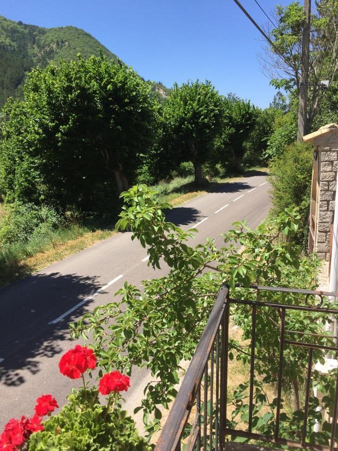Bed and Breakfast Mas De La Pauze Reilhanette Экстерьер фото