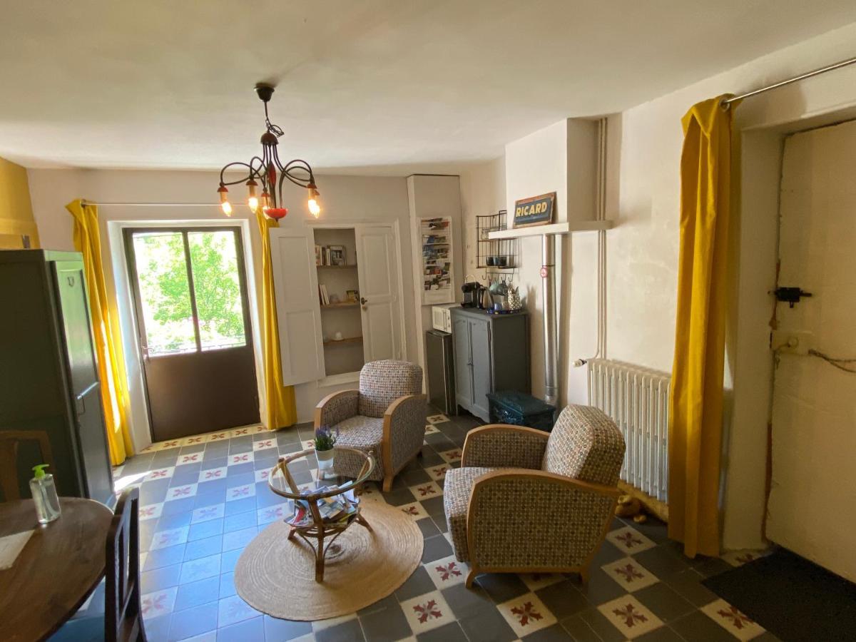 Bed and Breakfast Mas De La Pauze Reilhanette Экстерьер фото
